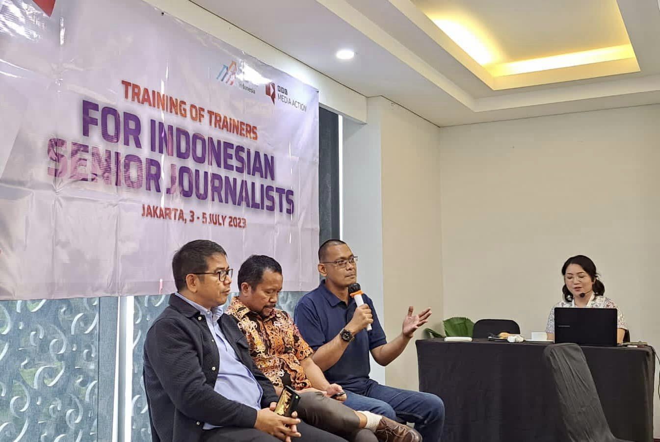 347411842_10230277288453208_2321908616567721618_n